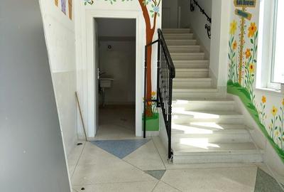 Spațiu comercial, de 200 mp, în Central - 18