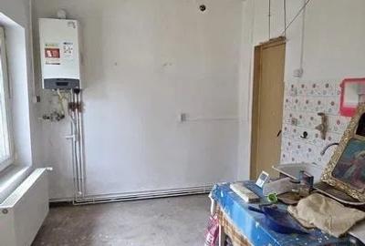 Casă cu 1 camere decomandat cu Teren 30 Mp în Tudor Vladimirescu - 4