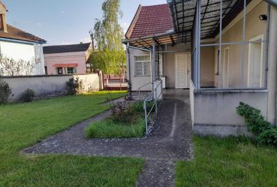 Casă cu 4 camere în Tileagd - 1