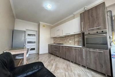 Garsonieră decomandată în Pajura