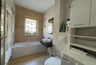 Apartament de 3 camere zona TRACTORUL, - 3