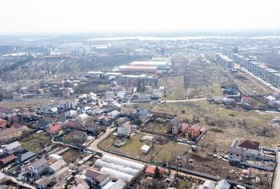 Teren Construcții intravilan de 1833 mp, în Est - 11