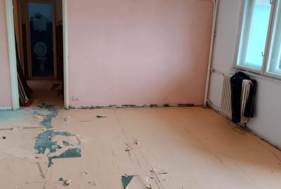 Apartament cu 3 camere semidecomandat în Drumul Taberei - 17