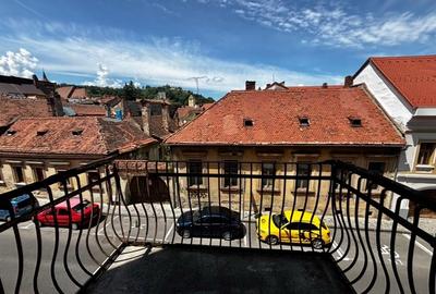 Apartament Rar cu 6 Camere / Curte Privata | Centrul Istoric/ COMISION 0 - 14
