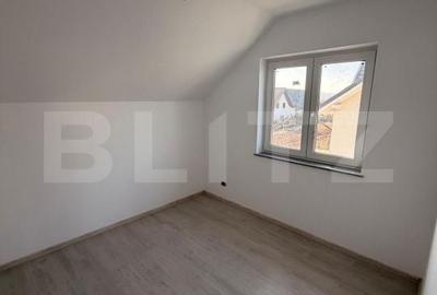 Casă cu 4 camere cu Teren 300 Mp în Burdujeni