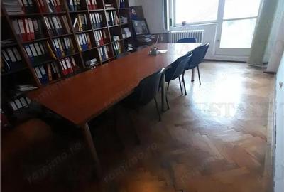 Piata Unirii chiar la metrou in exclusivitate vanzare 2 camere cu loc de parcare - 9