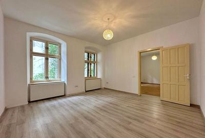 Apartament cu 2 camere in centrul istoric al Brasovului