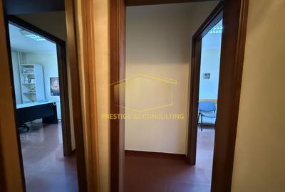Spațiu comercial, de 67 mp, în Spitalul Județean - 11