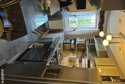 Apartament cu 3 camere semidecomandat în Central - 1