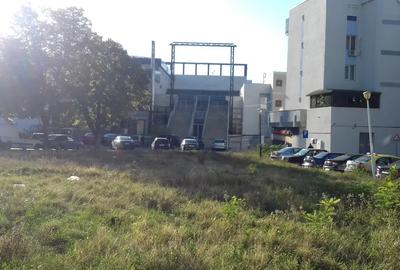 Teren de 862 mp, în Central - 2