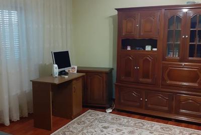 Vand garsoniera decomandata, 37 mp utili - 2