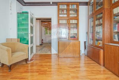 Casă individuală cu 24 camere cu Garaj în Schei - 15