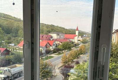 Apartament cu 3 camere decomandat în Tomești - 6