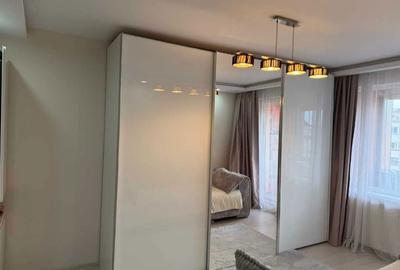 Apartament cu 3 camere decomandat în Nufărul - 7
