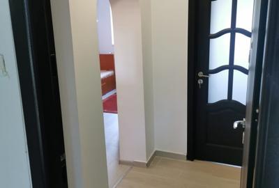 Apartament cu 3 camere semidecomandat în Tineretului - 14