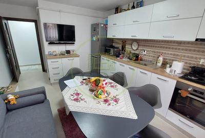 Garsonieră decomandată, mobilată în Bariera Vâlcii - 2