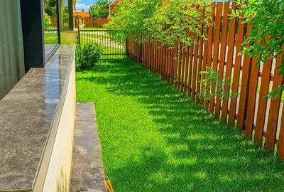 Casă cu 3 camere cu Canalizare în Tractorul