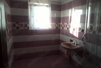Casă cu 4 camere în Munteni - 2