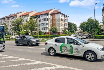 Apartament cu 3 camere decomandat în Delfinariu