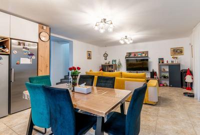 Casă cu 5 camere cu Canalizare în Dâmbul Rotund - 9