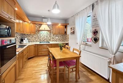 Casă individuală cu 10 camere cu Canalizare în Fratelia - 5