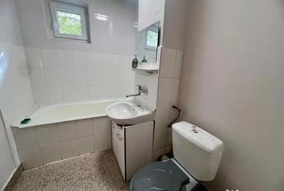 Apartament cu 3 camere decomandat în 7 Noiembrie - 3