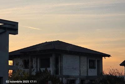 Casă cu Teren 1000 Mp în Central - 2