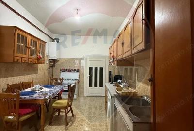 Casă cu 2 camere cu Teren 102 Mp în Central - 9