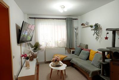 Apartament cu 3 camere decomandat în Vitrometan - 6