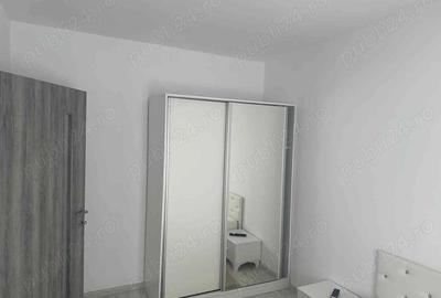 Garsonieră decomandată în Titan - 2