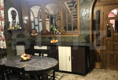 Casă cu 5 camere cu Teren 3000 Mp în Central - 15