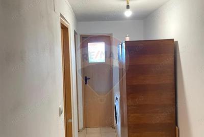 Garsonieră decomandată în Canta - 1