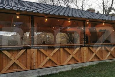 Casă cu 5 camere cu Teren 2200 Mp în Central - 1
