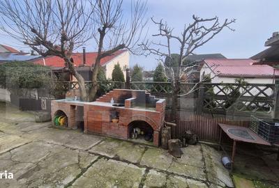Casă cu 4 camere cu Teren 500 Mp în Titulescu - 17