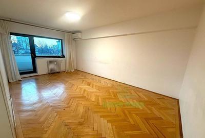 Apartament cu 3 camere decomandat în Splaiul Unirii - 1