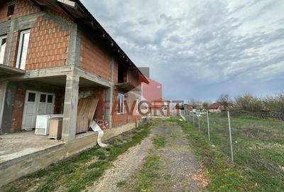 Casă individuală cu 5 camere cu Canalizare în Săcălaz - 3