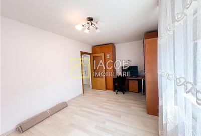 Apartament cu 2 camere decomandat în 9 Mai - 6