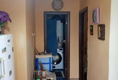 Apartament cu 2 camere decomandat în Aeroport