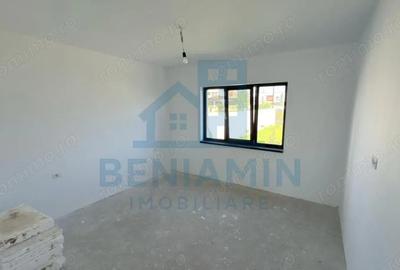 Casă cu Teren 456 Mp în Malu Mare - 6