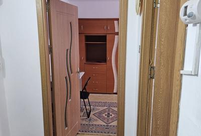 Garsonieră decomandată în Central - 7