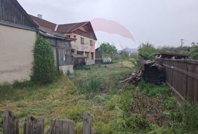Teren Construcții de 1816 mp, în Central - 6