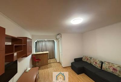 Garsonieră decomandată, mobilată în Dristor - 1