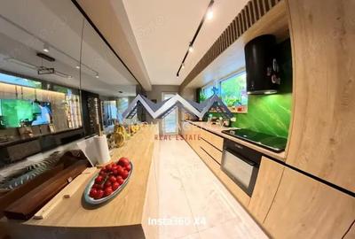 Casă cu Teren 240 Mp în Central