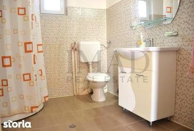 Casă cu 7 camere cu Teren 1020 Mp în Central - 3