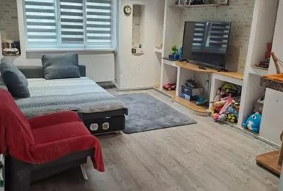 Apartament 4 camere etaj 4 zona Robea - 2