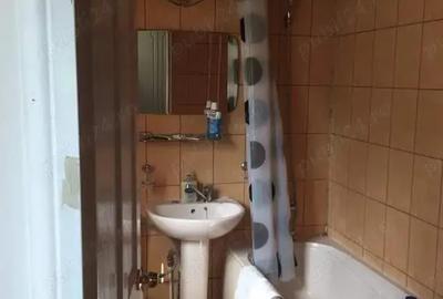 Casa + teren de vanzare - 8