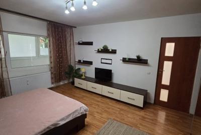 Garsonieră decomandată, mobilată în Berceni