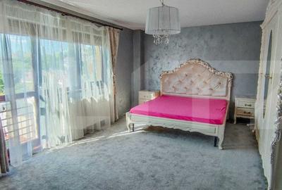 Apartament decomandat 2 camere, 71.33 mp, zona Podul de Fier
