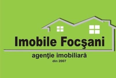 Apartament cu 4 camere decomandat, mobilat în Central