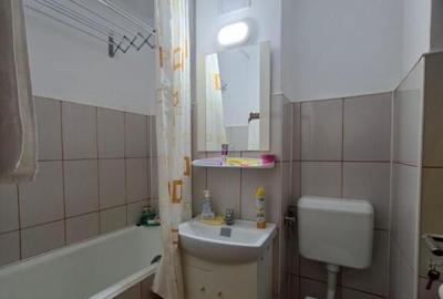Zona Orizont - 3 camere semidecomandat/balcon/mobilat/centrala/ etaj 2 - 10